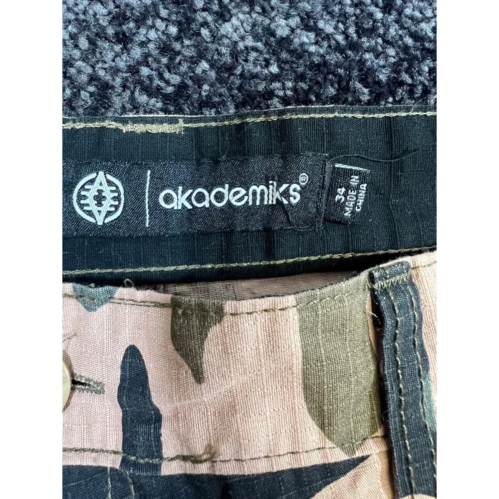 Akademiks‎ Camo Cargo Shorts Mens Size 34 Surplus Goods AKD 55TH Division
